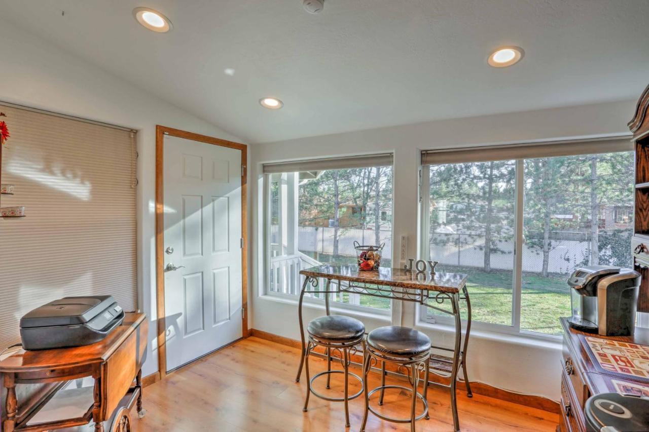 Lakeside Home With Game Room, Yard, Deck And Fireplace Pinetop-Lakeside Esterno foto