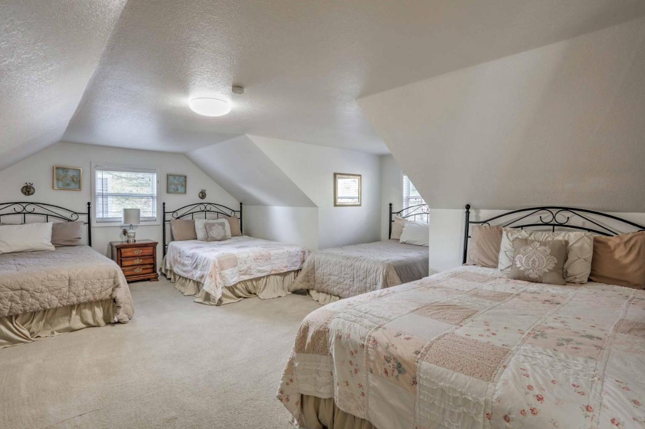 Lakeside Home With Game Room, Yard, Deck And Fireplace Pinetop-Lakeside Esterno foto