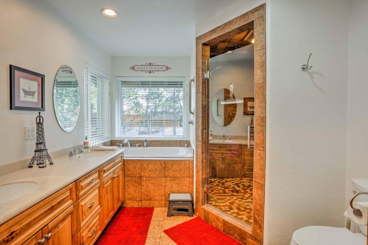 Lakeside Home With Game Room, Yard, Deck And Fireplace Pinetop-Lakeside Esterno foto